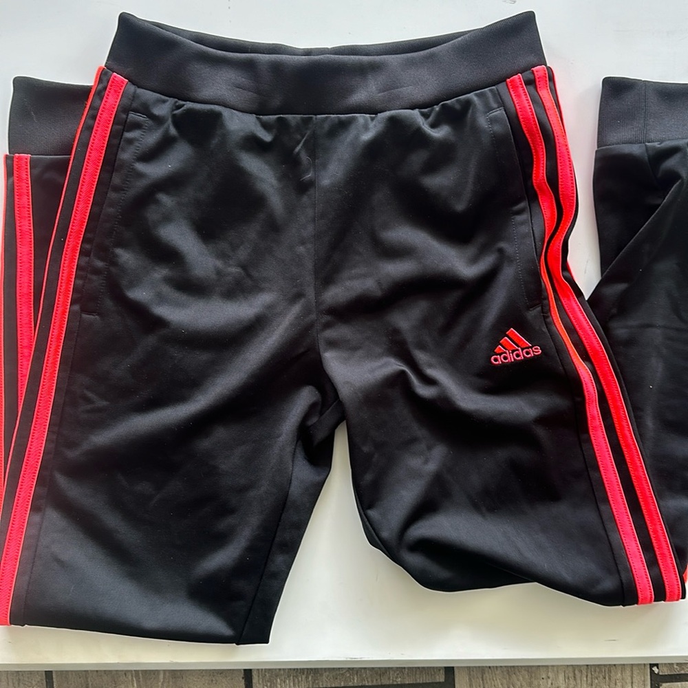 NWT!! Adidas Neon Pink Joggers kids size 11/12 🌟💓 FREE SHIPPING 💌